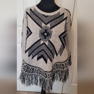Black and Cream Geometric Patterned Women's PONCHO Sweater ONE SIZE